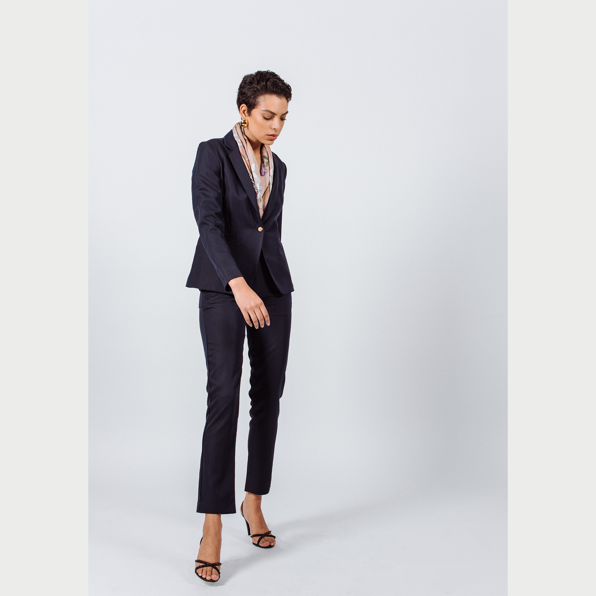 Navy Peak-Lapels Single-Breasted Blazer – Women’s Tailored Jacket