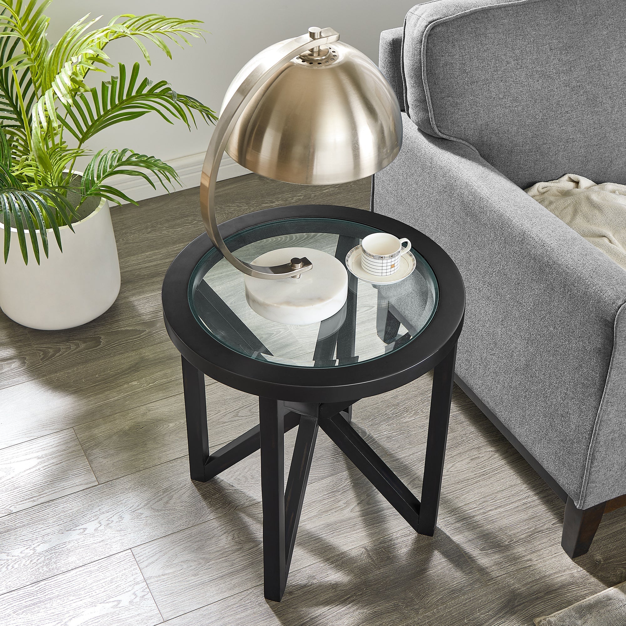 Modern simple glass coffee table, tempered glass coffee table solid