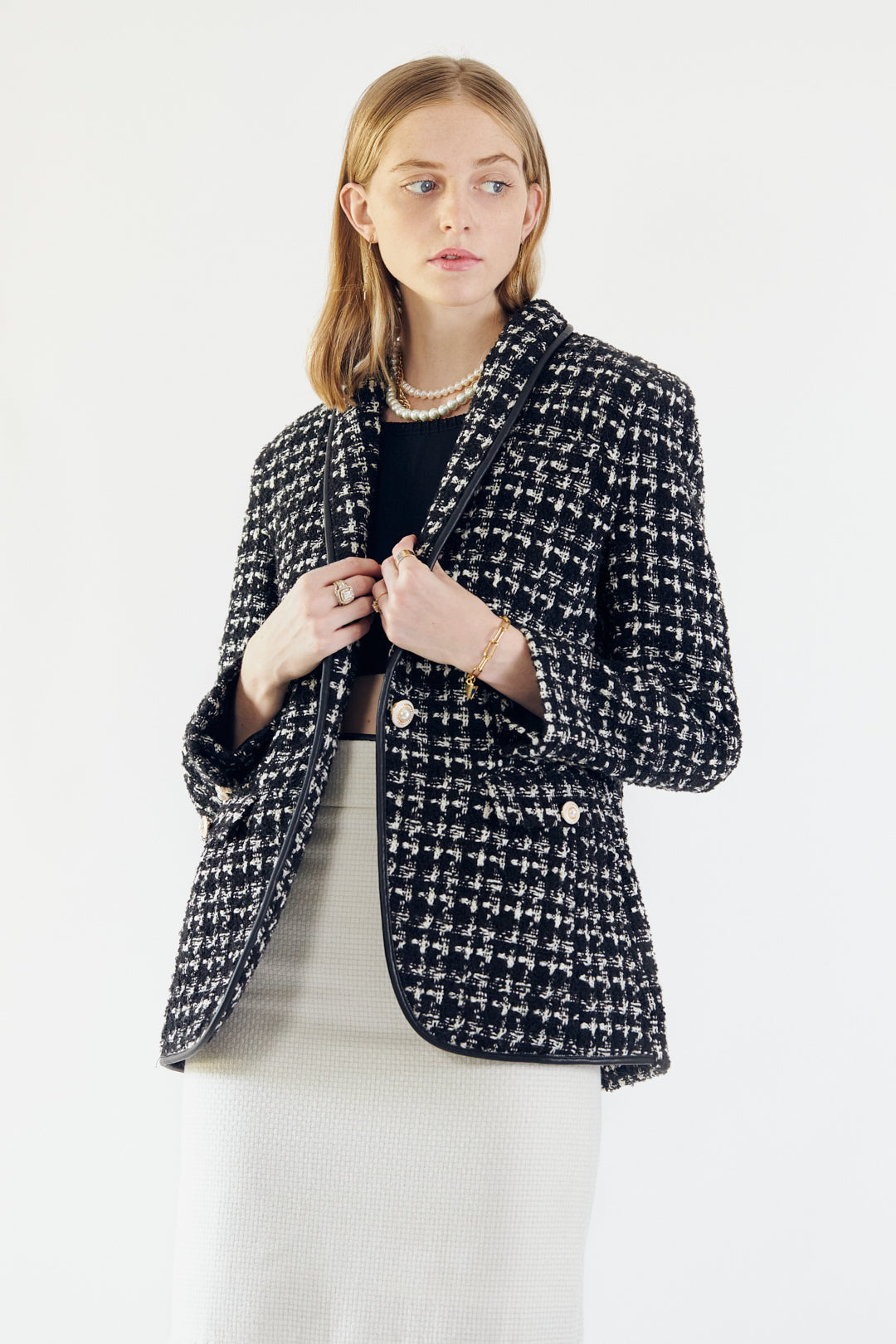 Black & White Tweed Checkers Blazer – Women’s Chic Tailored Jacket