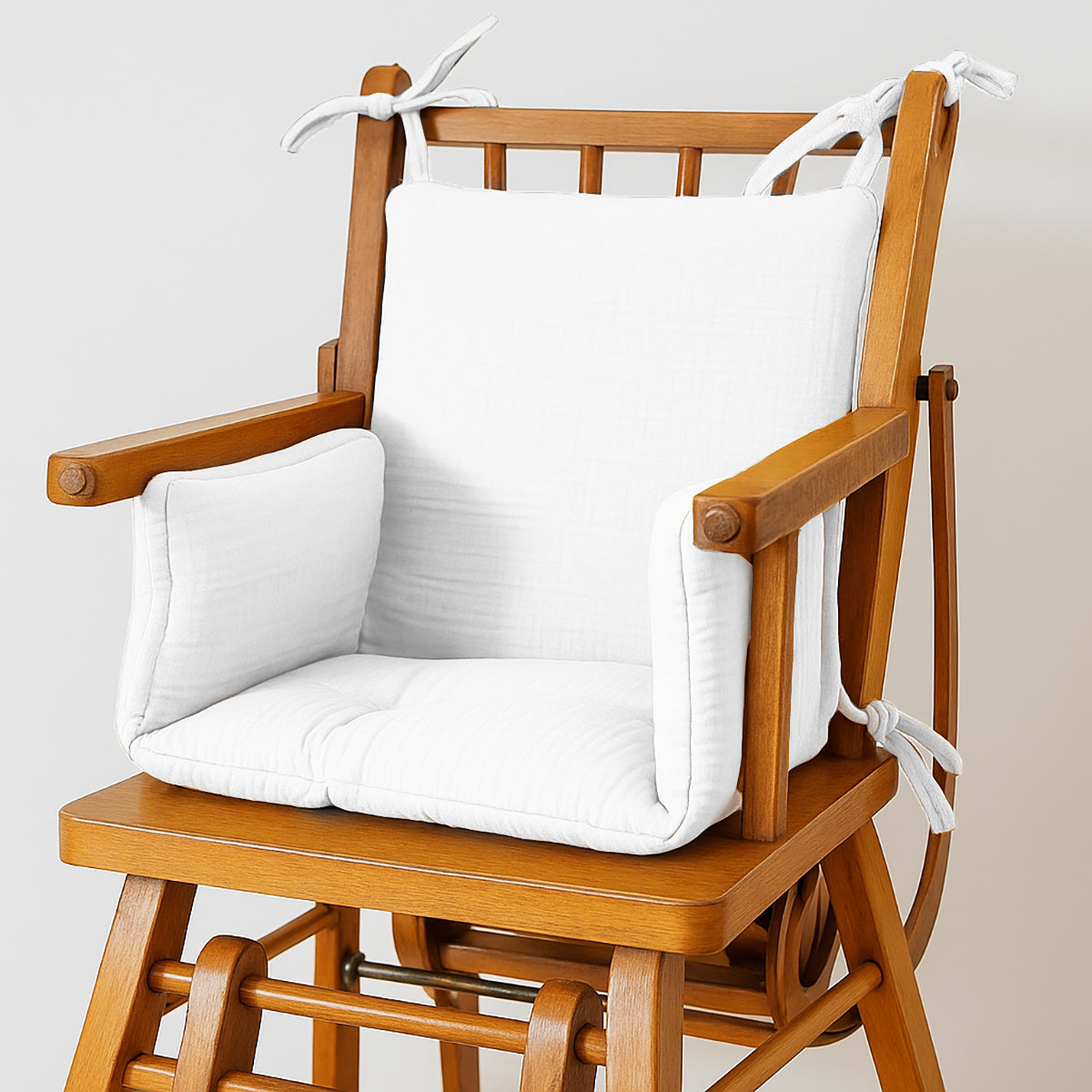 Cushion High Chair in Organic Cotton - White