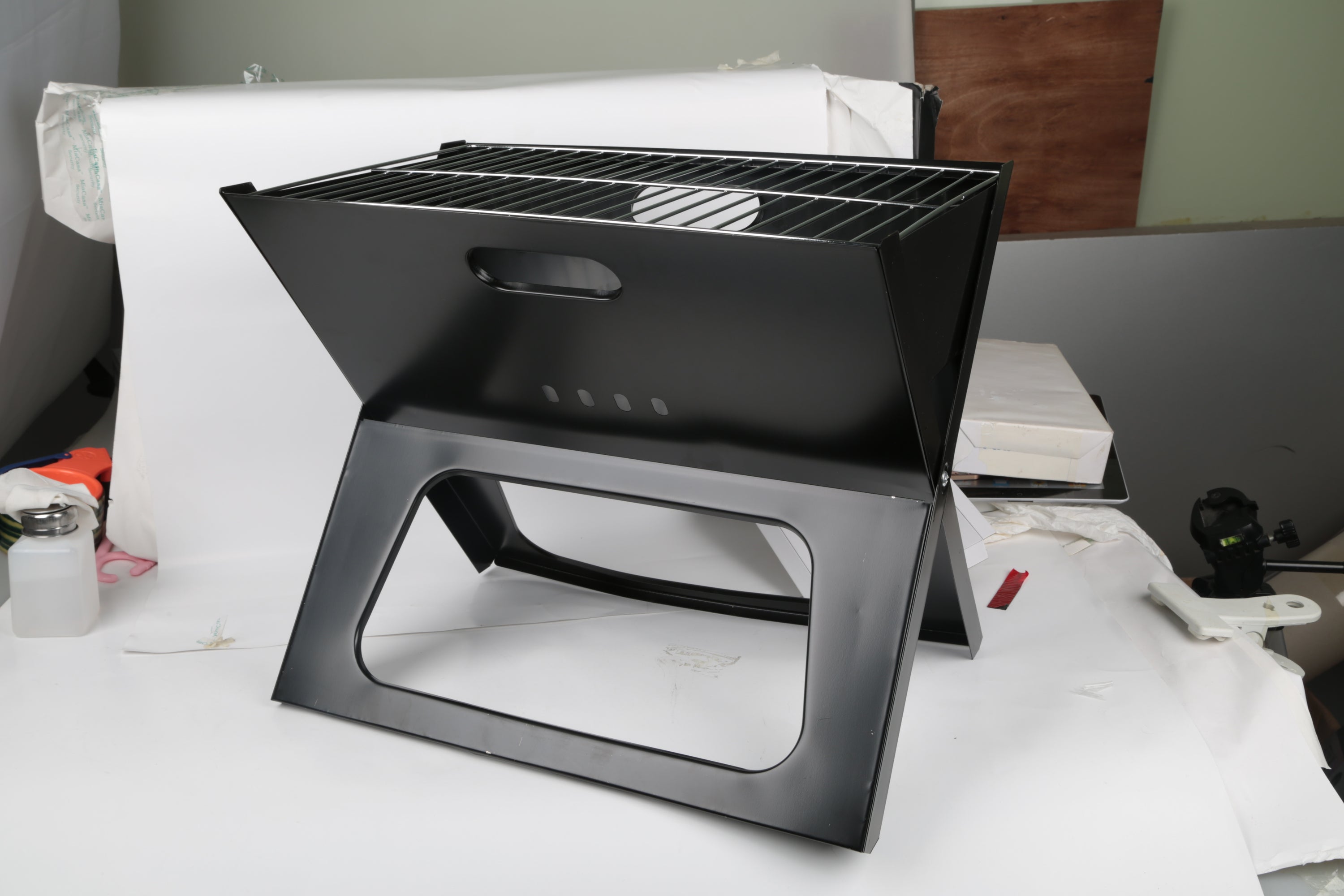 1Pc Portable BBQ Barbecue Grill Foldable Charcoal Grill Camping Garden