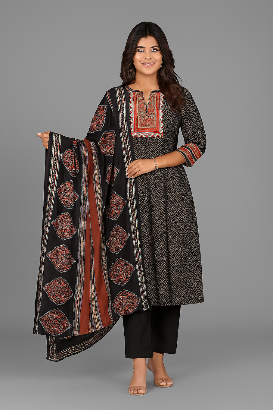 Women Kurta Set-Black (Size-M) | D01