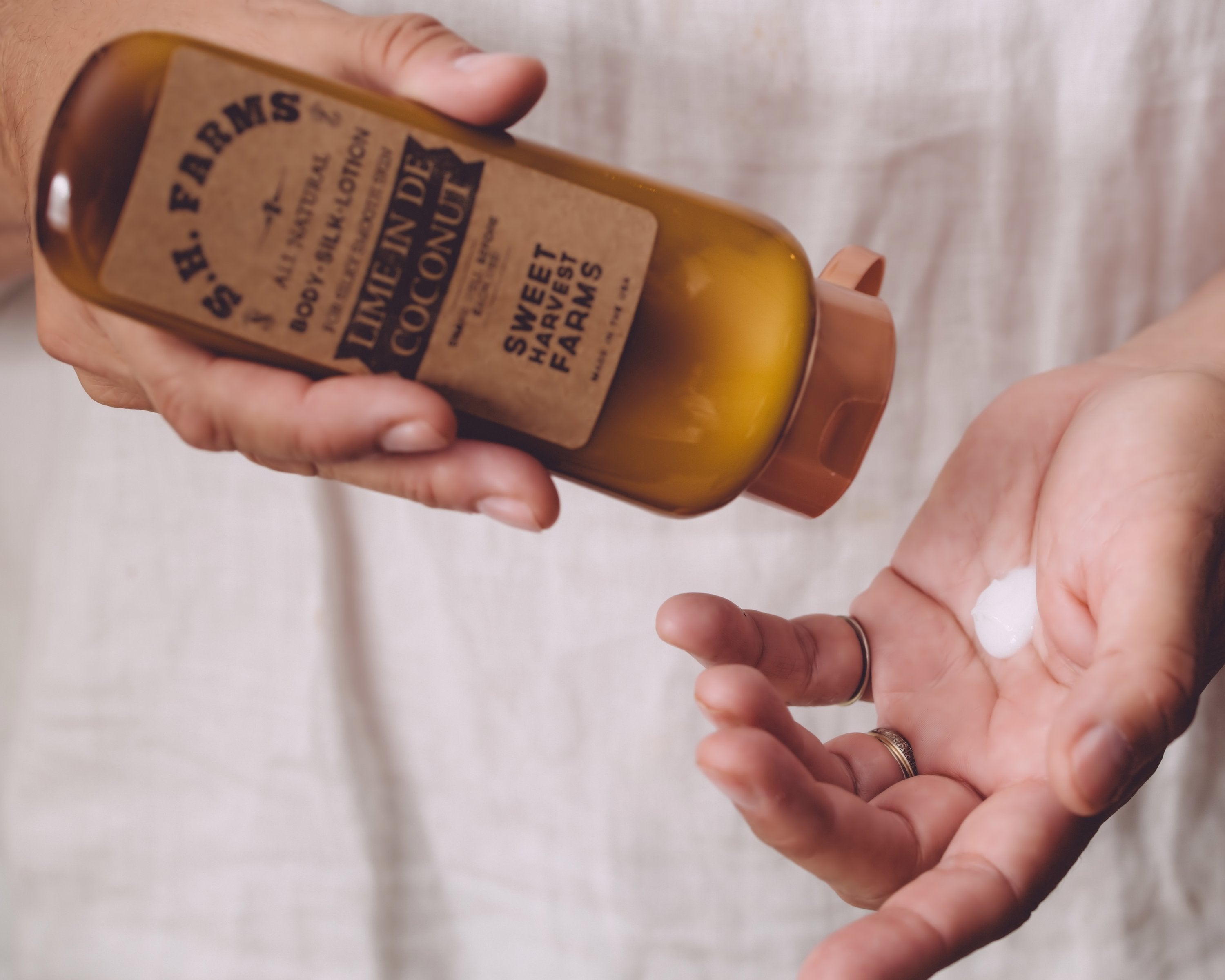 Body Silk – Organic Hydrating Lotion for Soft, Nourished Skin - all