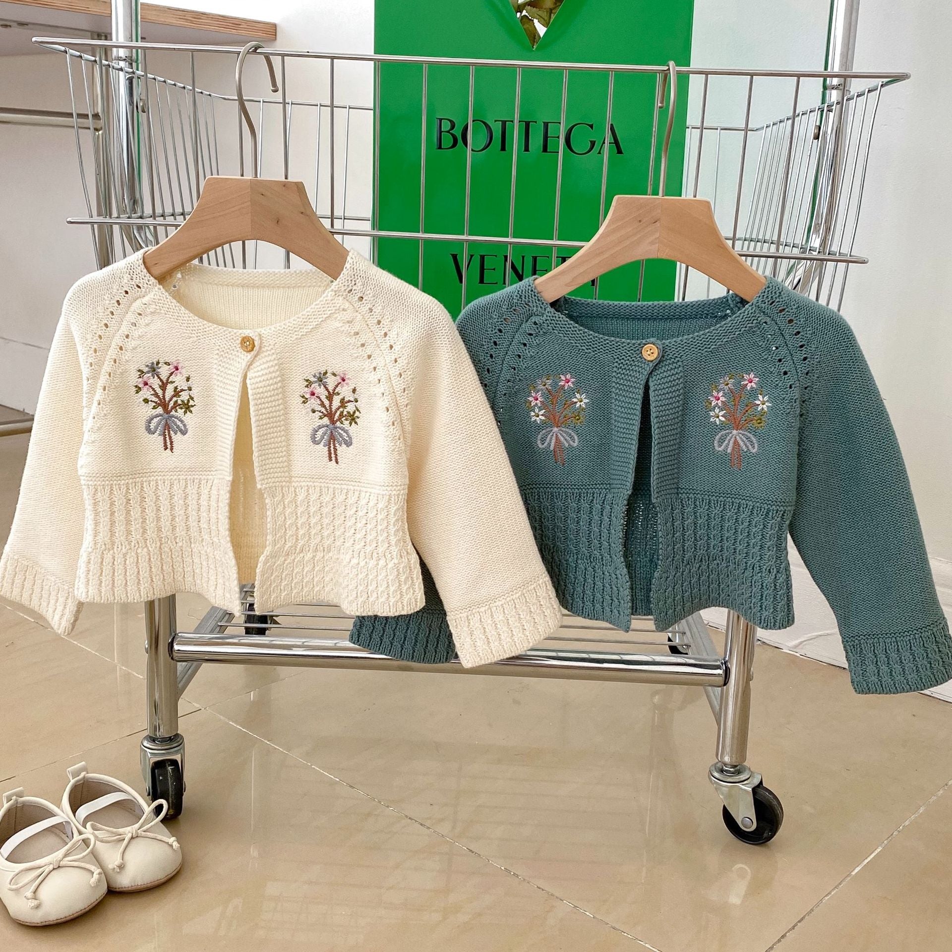 Floral Graphic Cute Knitted Quality Cardigan Coat